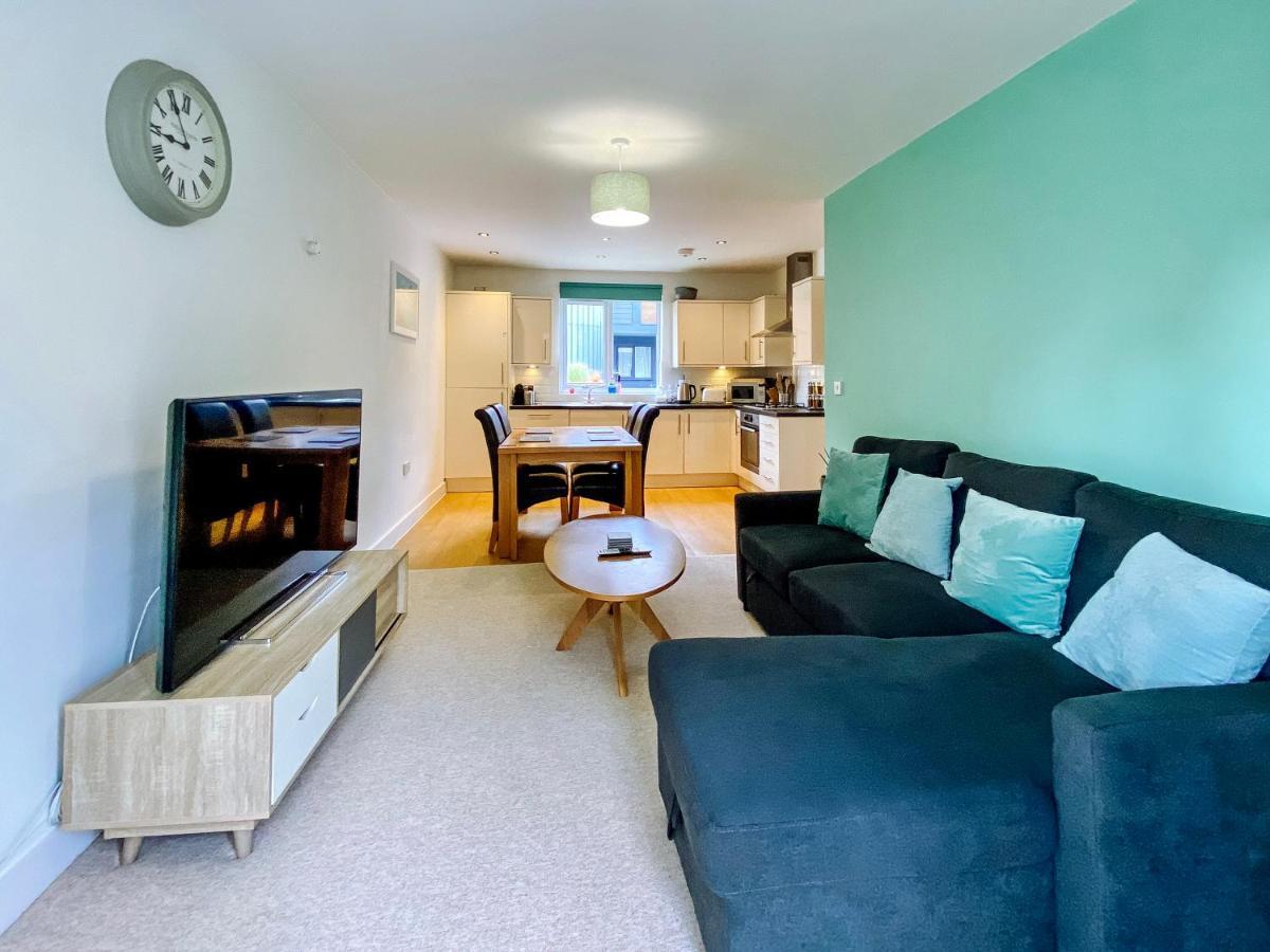 Beautiful, Contemporary 3 Bedroom Apartment 巴斯 外观 照片